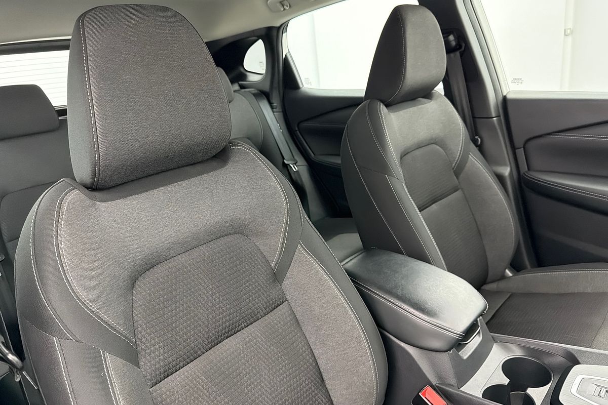 2024 Nissan QASHQAI ST J12