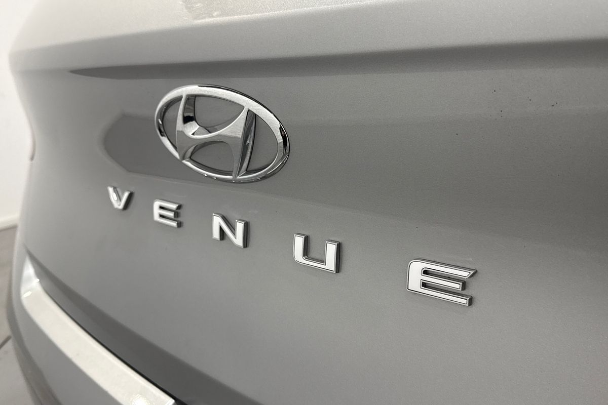 2024 Hyundai Venue Active QX.V5