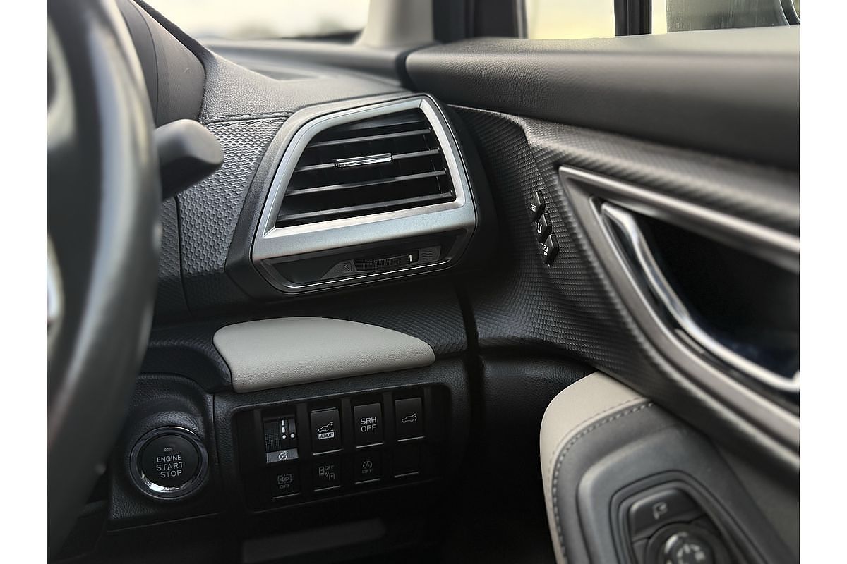2023 Subaru Forester 2.5i Premium S5