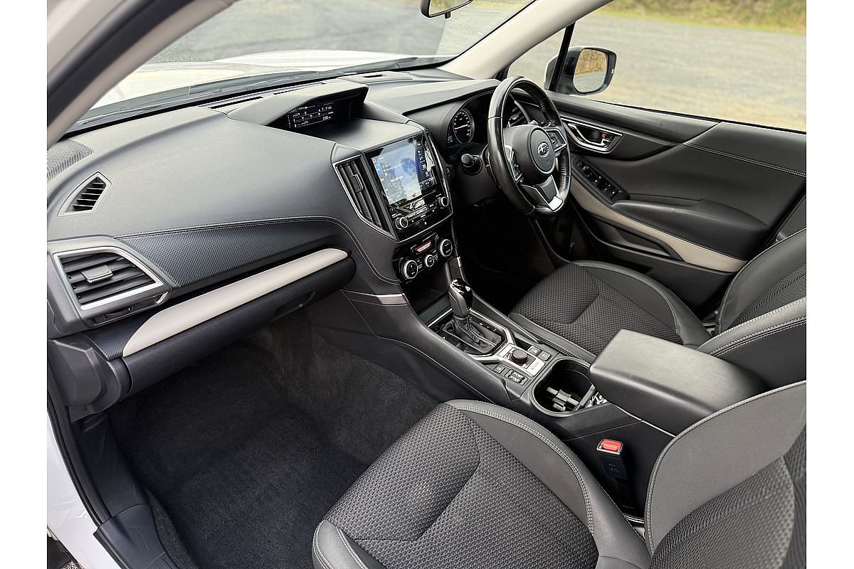 2023 Subaru Forester 2.5i Premium S5