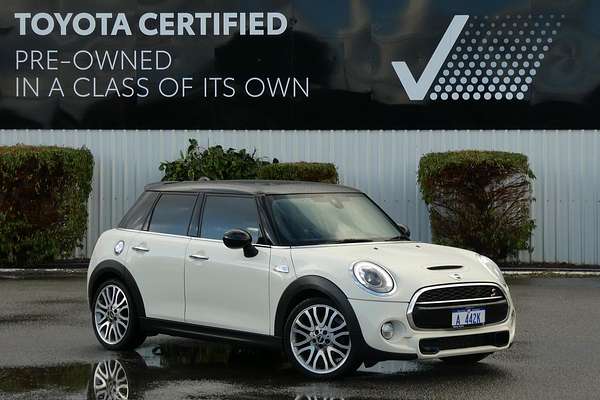 2015 MINI Hatch Cooper S F55