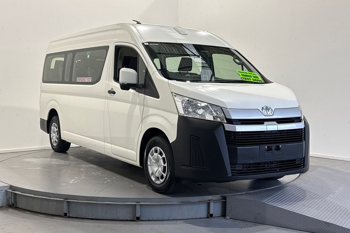 2022 Toyota Hiace Commuter GDH322R ELWB High Roof