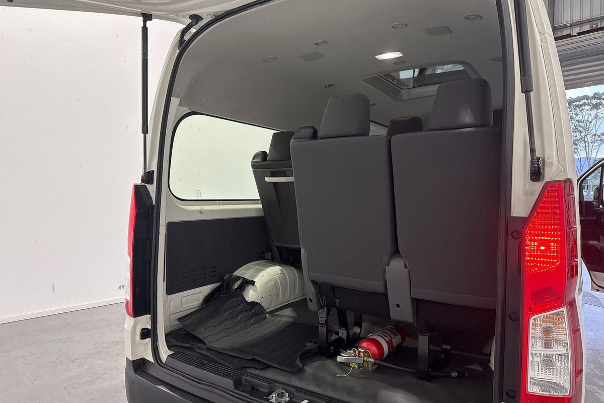 2022 Toyota Hiace Commuter GDH322R ELWB High Roof