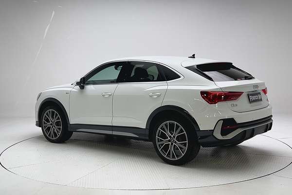 2020 Audi Q3 40 TFSI S line F3 thumb-5