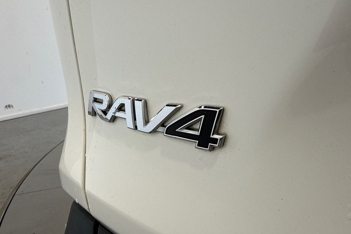 2021 Toyota RAV4 GX AXAH52R