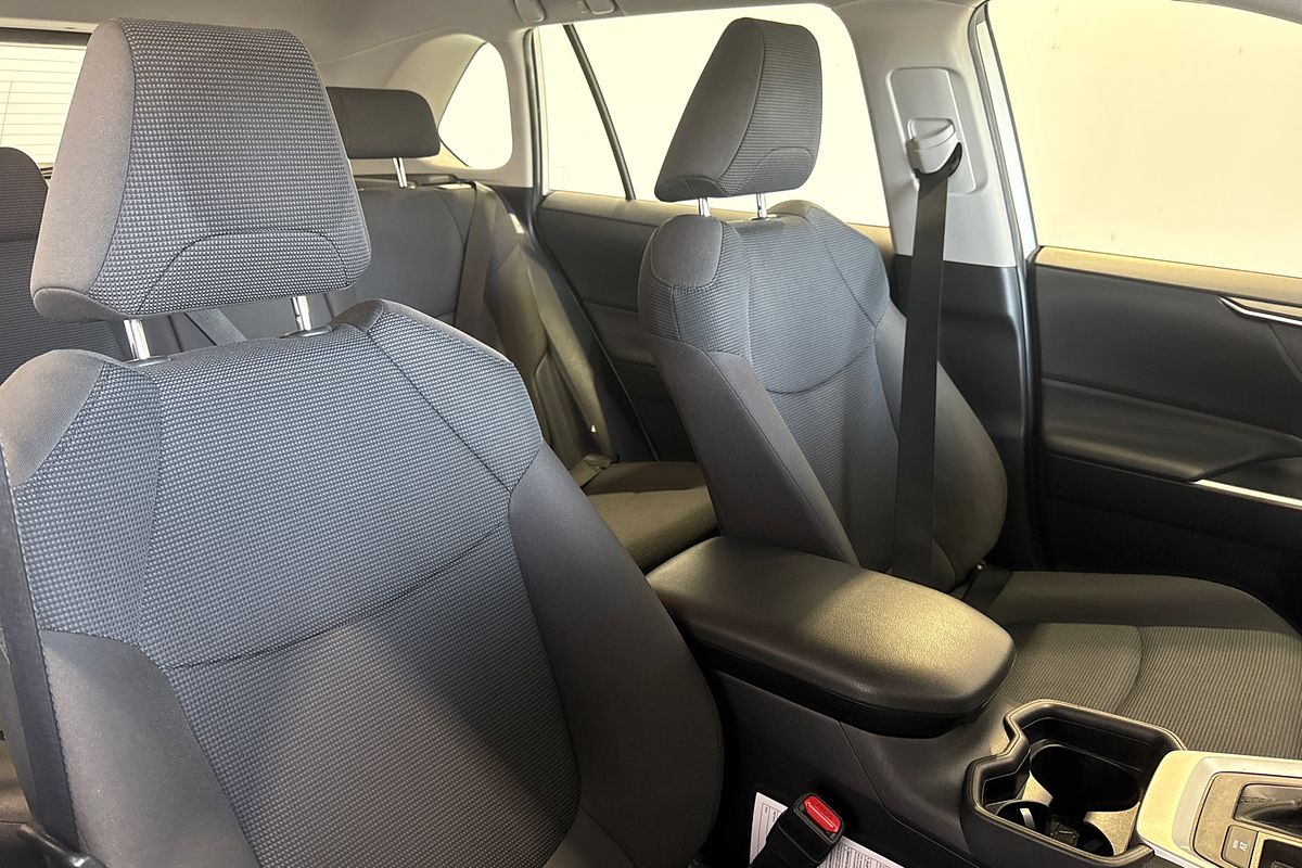 2021 Toyota RAV4 GX AXAH52R