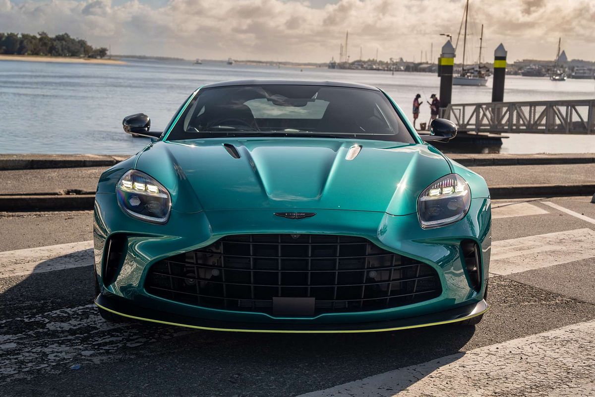 2024 Aston Martin Vantage