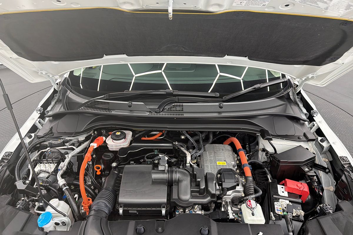 2024 Honda HR-V e:HEV L