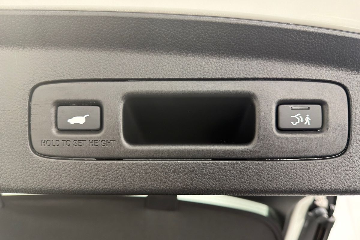 2024 Honda HR-V e:HEV L