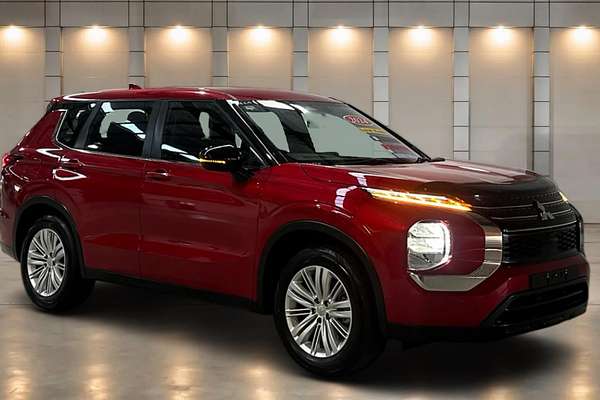 2024 Mitsubishi Outlander ES ZM
