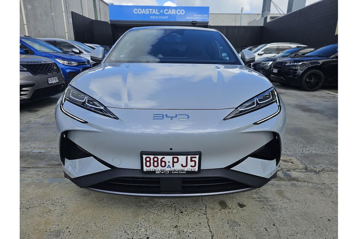2025 BYD SEALION 7 Premium