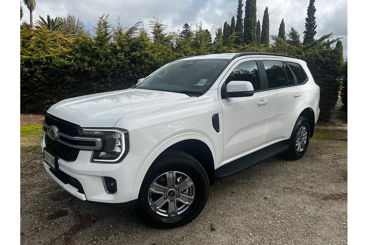2025 Ford Everest Ambiente 2.0L