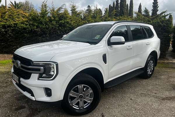 2025 Ford Everest Ambiente 2.0L