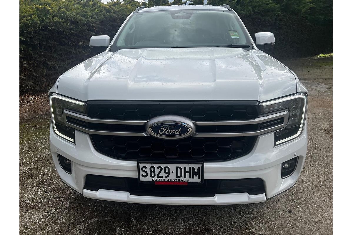 2025 Ford Everest Ambiente 2.0L