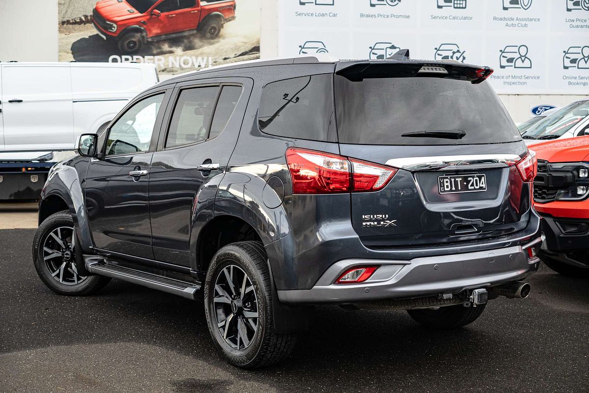 2021 Isuzu MU-X LS-T