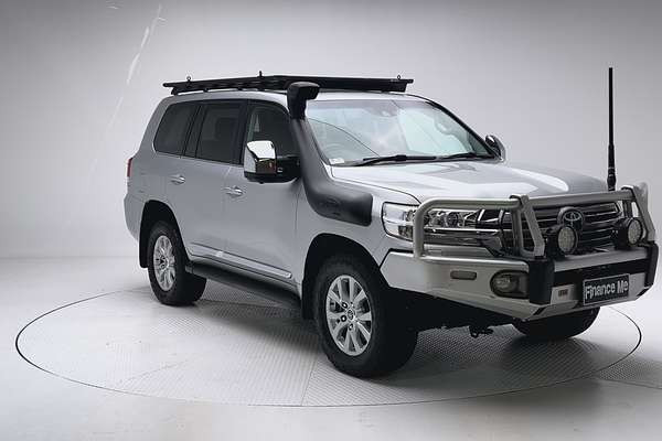 2020 Toyota Landcruiser Sahara VDJ200R thumb-1