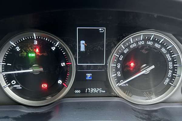 2020 Toyota Landcruiser Sahara VDJ200R thumb-13