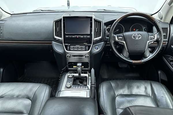 2020 Toyota Landcruiser Sahara VDJ200R thumb-19