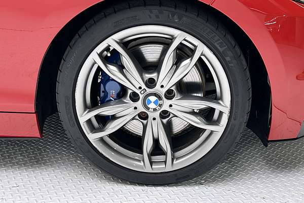 2015 BMW 2 Series M235i F22 thumb-9