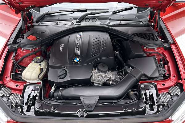 2015 BMW 2 Series M235i F22 thumb-10