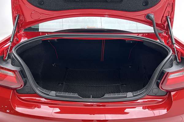 2015 BMW 2 Series M235i F22 thumb-20