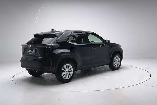 2023 Toyota Yaris Cross GXL MXPJ10R thumb-7