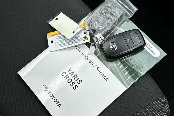 2023 Toyota Yaris Cross GXL MXPJ10R thumb-22