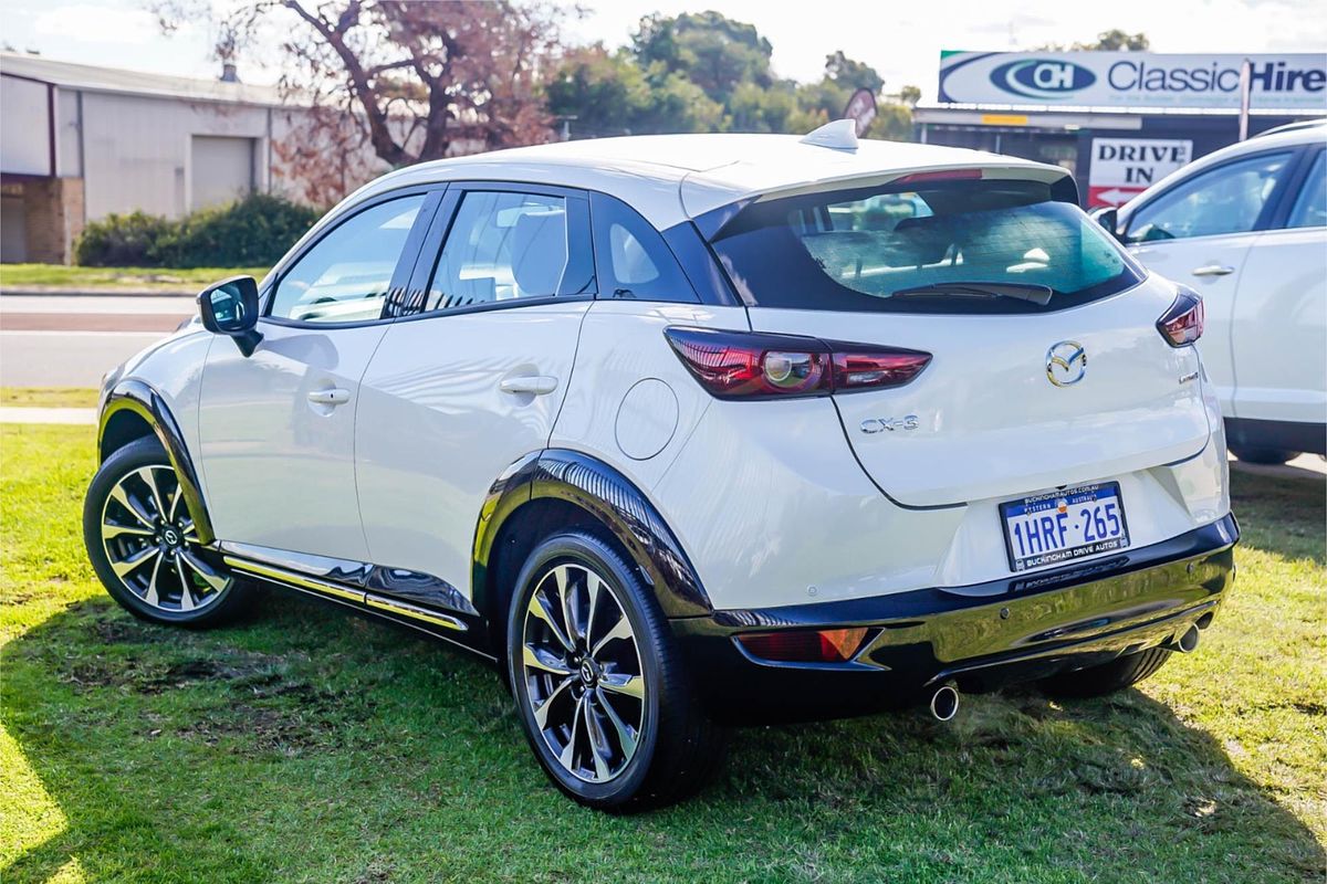 2022 Mazda CX-3 Akari DK