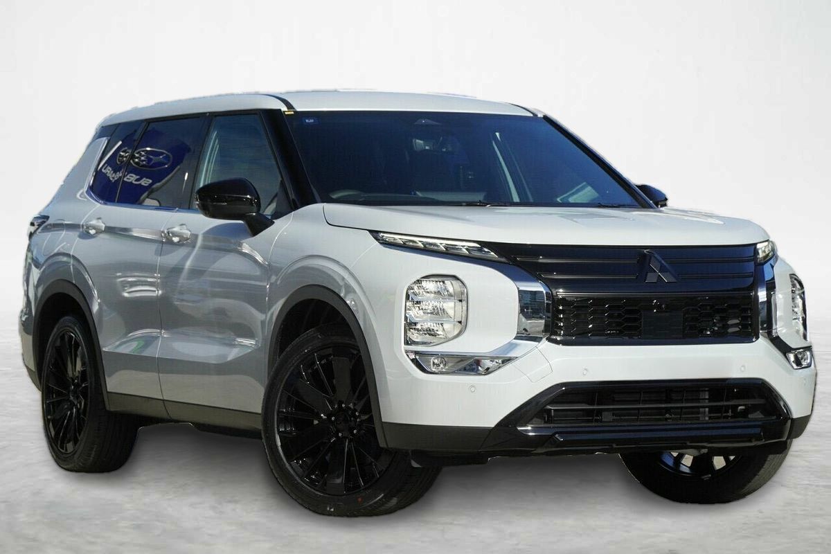 2026 Mitsubishi Outlander Black Edition ZM