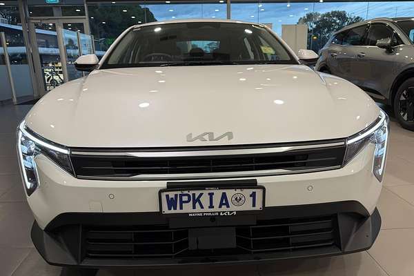 2025 Kia K4 S CL4m thumb-2