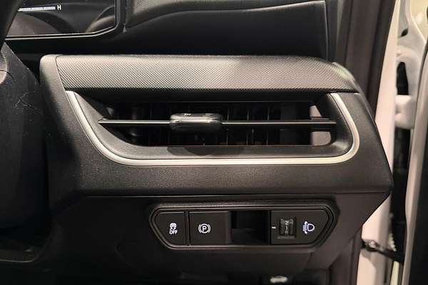 2025 Kia K4 S CL4m thumb-13