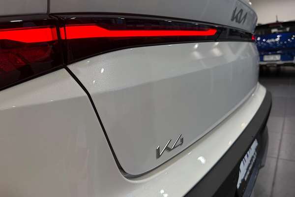 2025 Kia K4 S CL4m thumb-17
