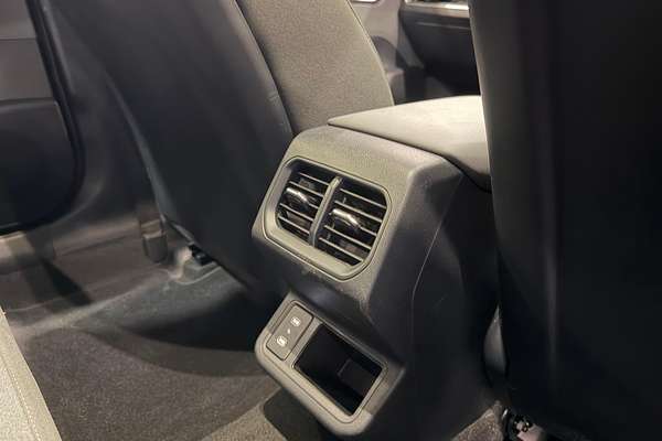 2025 Kia K4 S CL4m thumb-17