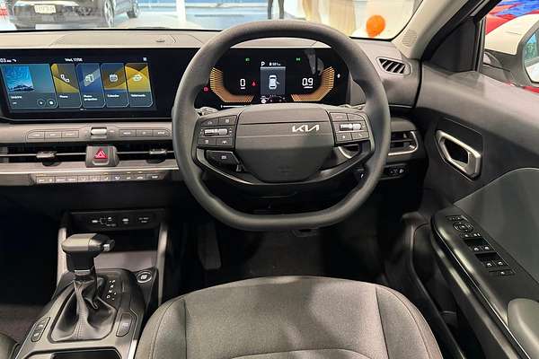 2025 Kia K4 S CL4m thumb-28