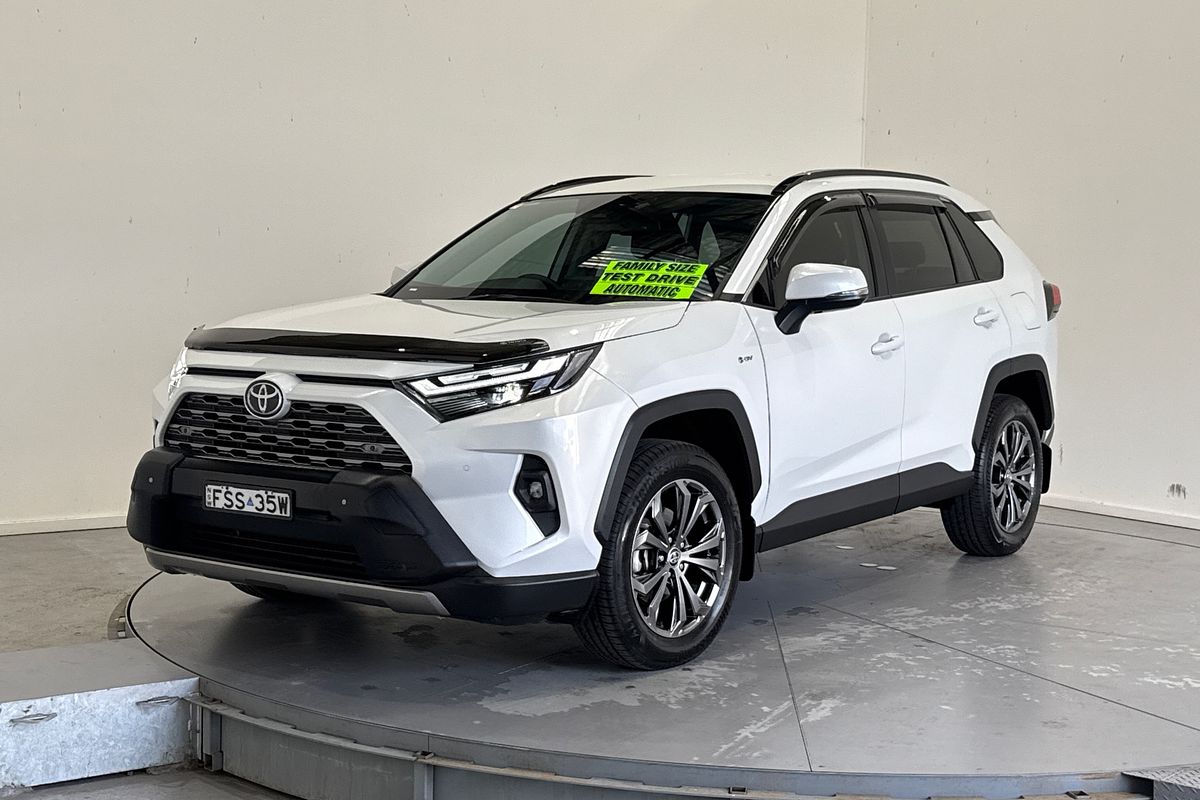 2025 Toyota RAV4 GXL AXAH52R