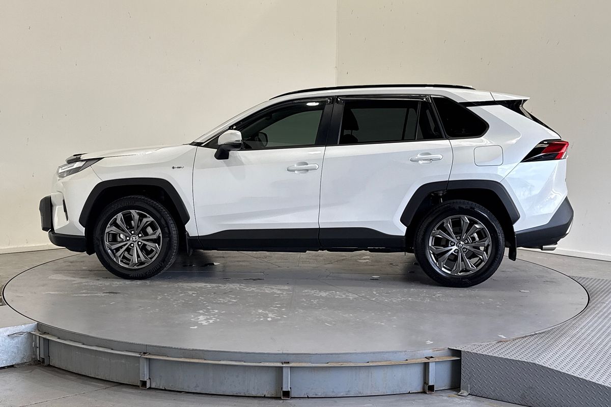 2025 Toyota RAV4 GXL AXAH52R