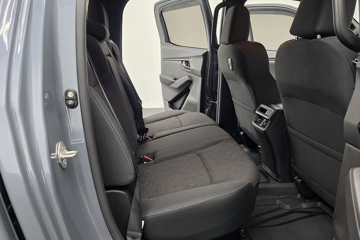 2025 Isuzu D-MAX X-RIDER 4X4