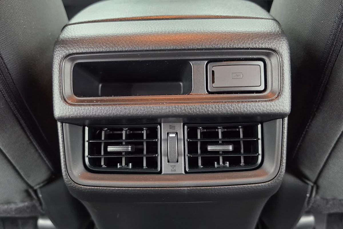 2025 Isuzu D-MAX X-RIDER 4X4