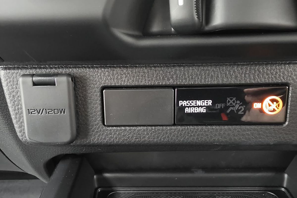 2025 Isuzu D-MAX X-RIDER 4X4