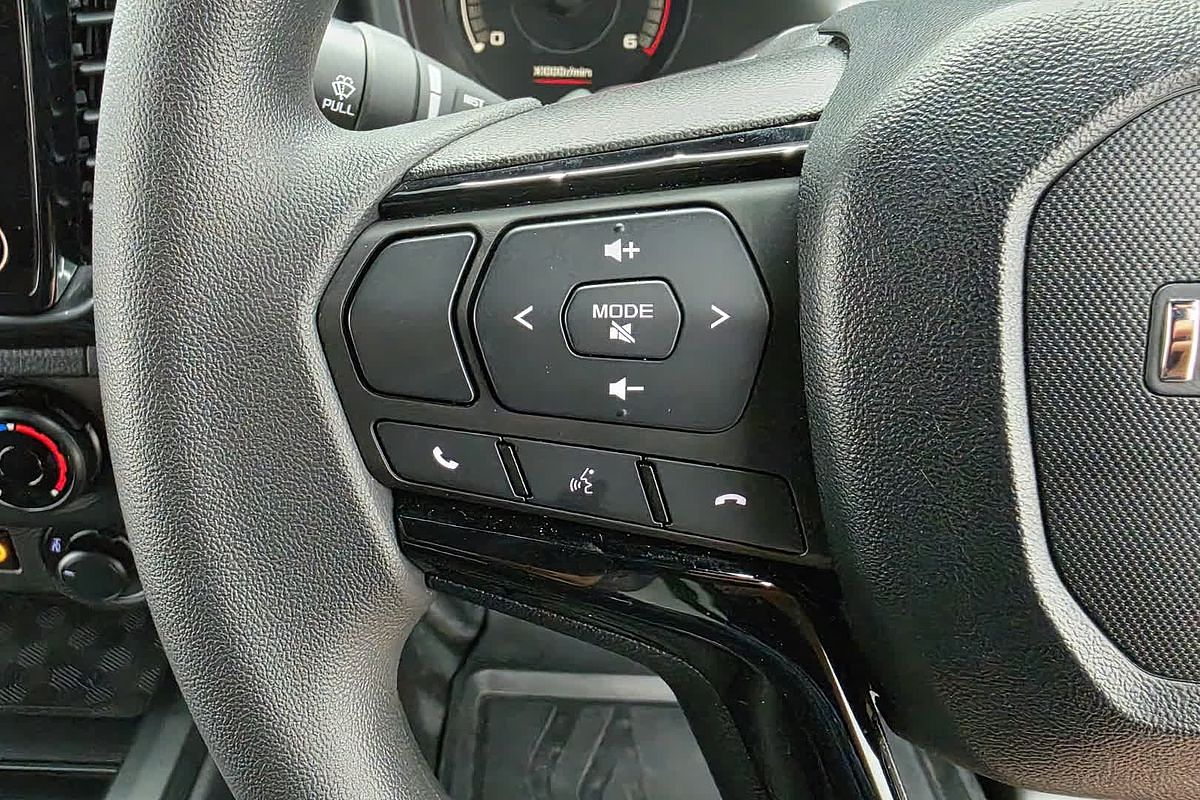 2025 Isuzu D-MAX X-RIDER 4X4