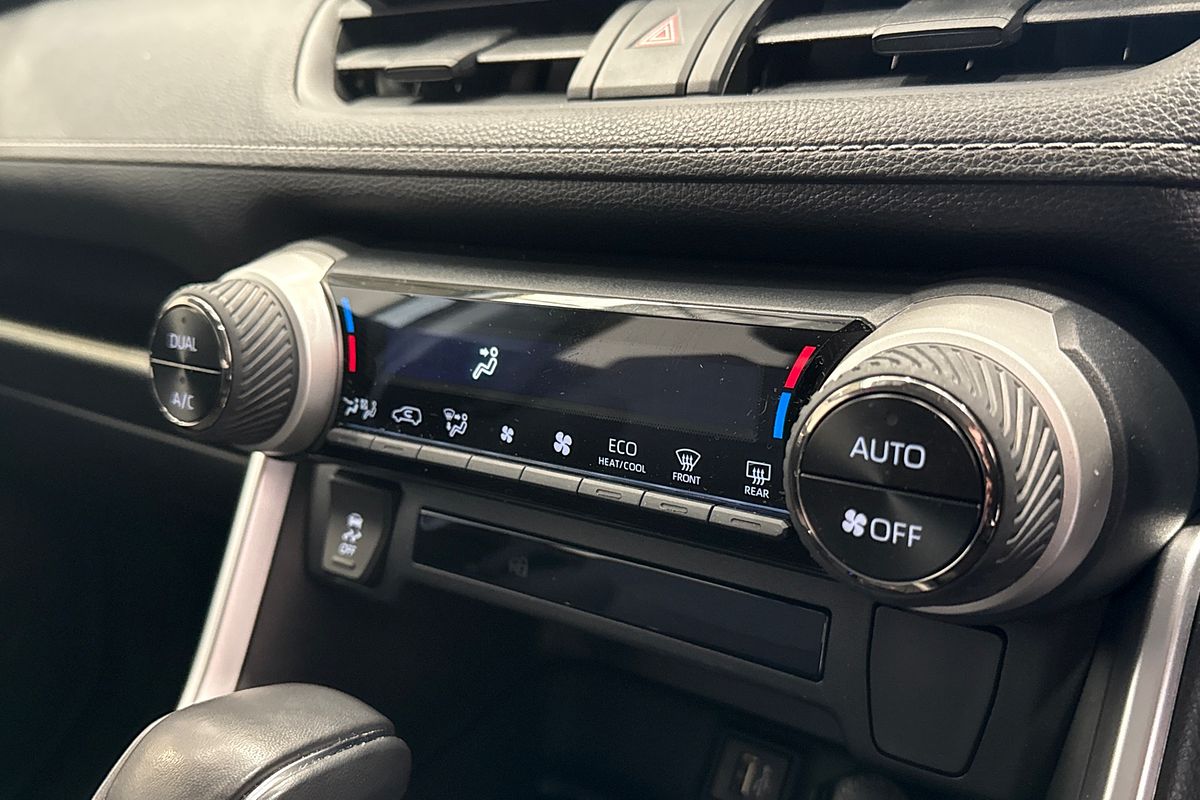2025 Toyota RAV4 GXL AXAH52R