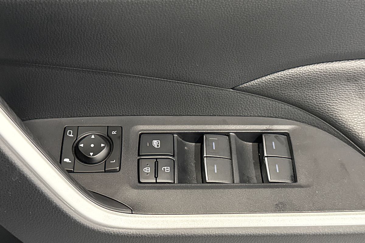 2025 Toyota RAV4 GXL AXAH52R