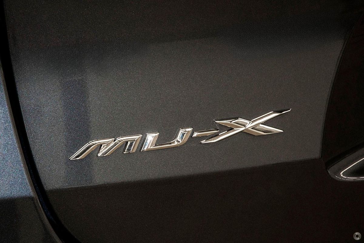 2026 Isuzu MU-X LS-M