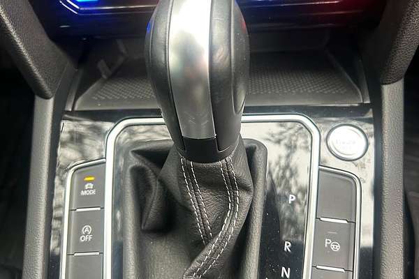 2022 Volkswagen Passat 206TSI R-Line B8 thumb-28