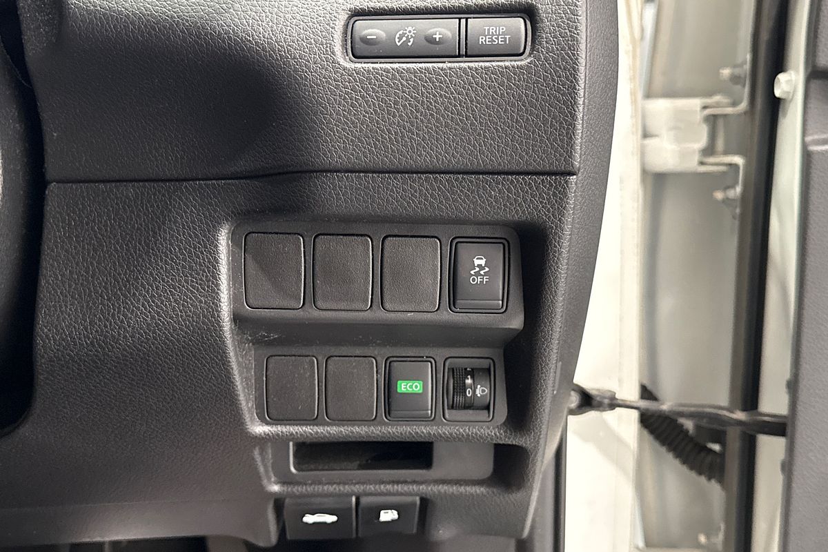 2015 Nissan X-TRAIL ST-L (FWD) T32