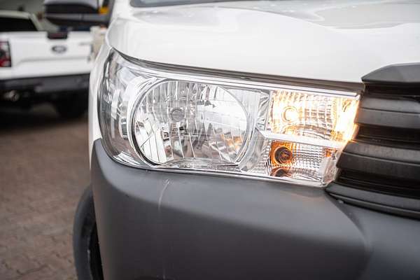 2019 Toyota Hilux Workmate TGN121R Rear Wheel Drive thumb-1