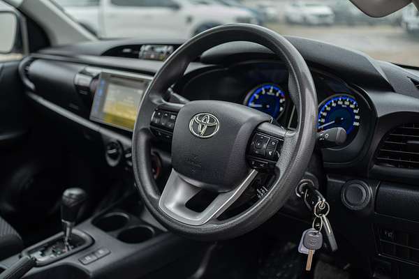 2019 Toyota Hilux Workmate TGN121R Rear Wheel Drive thumb-5