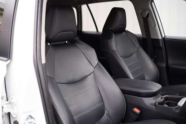 2020 Toyota RAV4 Cruiser AXAH54R thumb-23