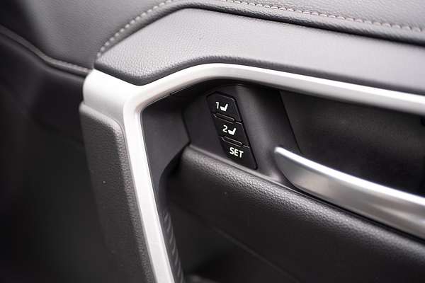 2020 Toyota RAV4 Cruiser AXAH54R thumb-25
