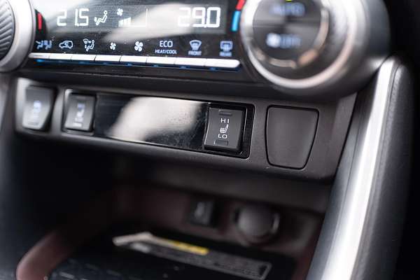 2020 Toyota RAV4 Cruiser AXAH54R thumb-32